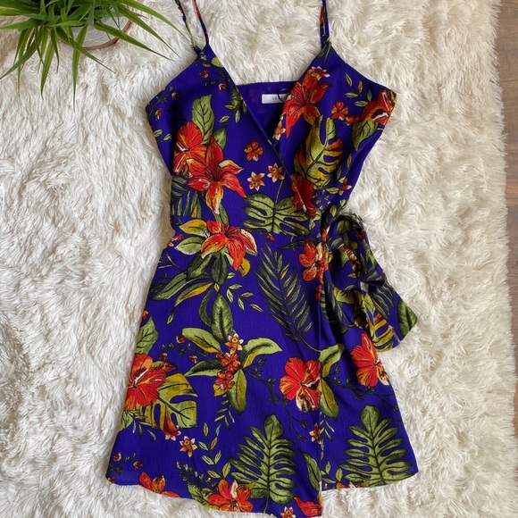 Lush Dresses & Skirts - LUSH Hawaiin Print Wrap Mini Dress NWT